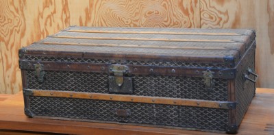 malle-de-voyage-maison-goyard-paris SH Enchères, Sophie Himbaut commissaire-priseur Belle vente de fin d'année du jeudi 14 décembre 2023 malle-de-voyage-maison-goyard-paris