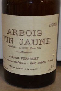 SH Enchères, Sophie Himbaut commissaire-priseur Vente online de vins et alcools provenant d'une cave du Lubéron arbois-vin-jaune-1988
